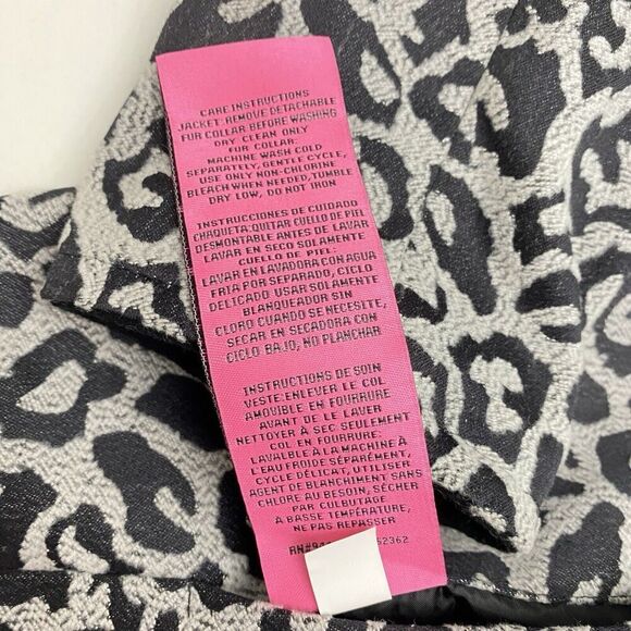 Betsy Johnson Black Snow Leopard Print Reversible Coat Wool Blend Women's Large - Picture 5 of 13